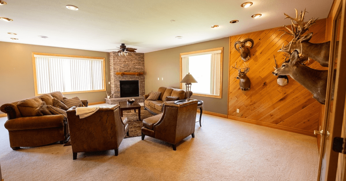 Featured Image for Top 10 Cabin Décor Ideas: Decorating with Nature-Inspired Flair